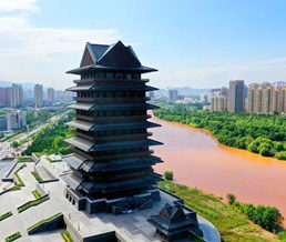 �ƺ�¥����