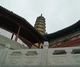 ���ݰ���ɽ����