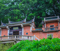 ����Ħ����½���